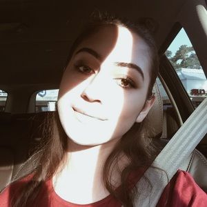 Meet your Posher, Sidonie